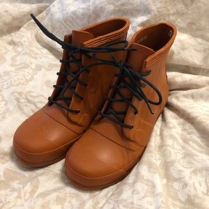 Hunter Lace Ankle Boot